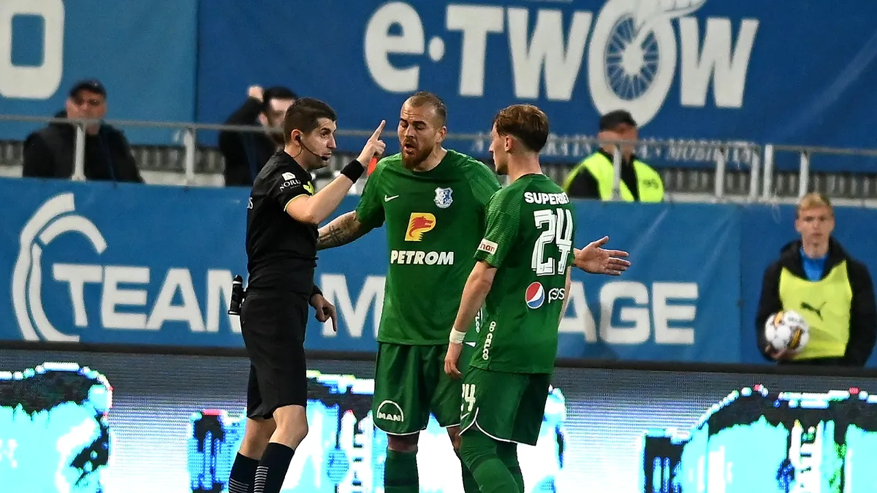 Explicația absolut ireală pe care Denis Alibec a dat-o după ce a luat cartonaș roșu în Universitatea Craiova - Farul 1-1! Așa motiv nu s-a mai auzit în istoria fotbalului: „De asta mi-a alunecat cotul”