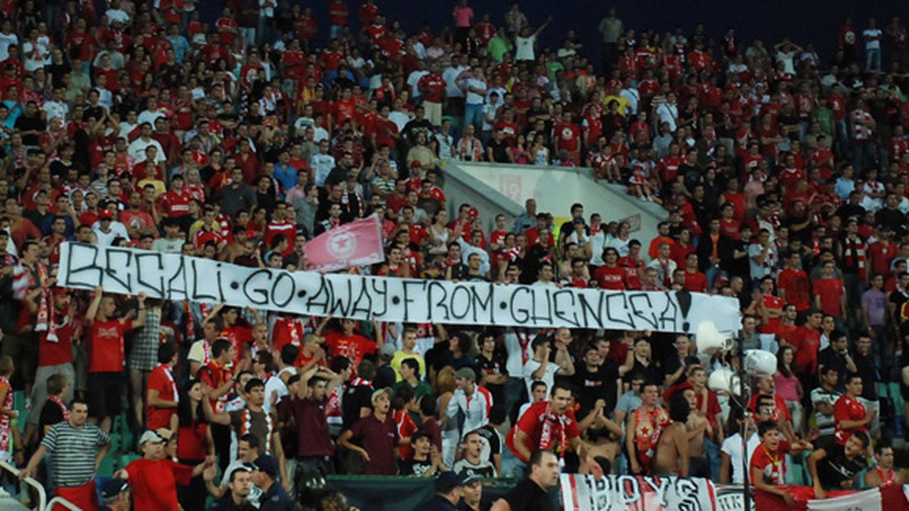 Becali contestat și-n Bulgaria!** "Go away from Ghencea!"