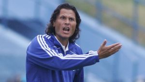 Napoli: "Am avut un penalty mai clar ca al Stelei! Tudor nu ni l-a acordat"