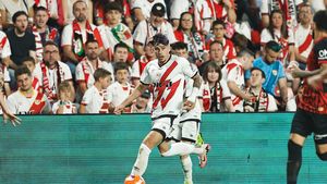 „E în conflict cu conducerea lui Rayo”. Andrei Rațiu și-a pierdut răbdarea: vrea să se transfere de urgență