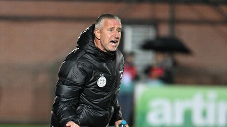 Reghecampf la FCSB, cu biciul și zăhărelul: pentru 107 grame în plus, i-a oprit salariul pe două luni și jumătate! „Ți-e rușine”. EXCLUSIV