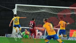 CFR nu reușește să lege două victorii, Felgueiras se gândește încă la Europa: "Acum suntem plătiți, suntem mai liniștiți"