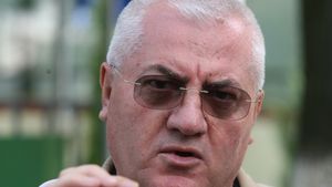Dragomir: „Gigi râde de toți"