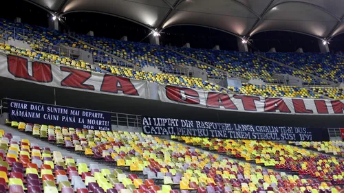 Mesajele cu care sunt întâmpinați jucătorii lui Contra, dezvăluite de ProSport! Ce scria pe bannerele din PCH | GALERIE FOTO