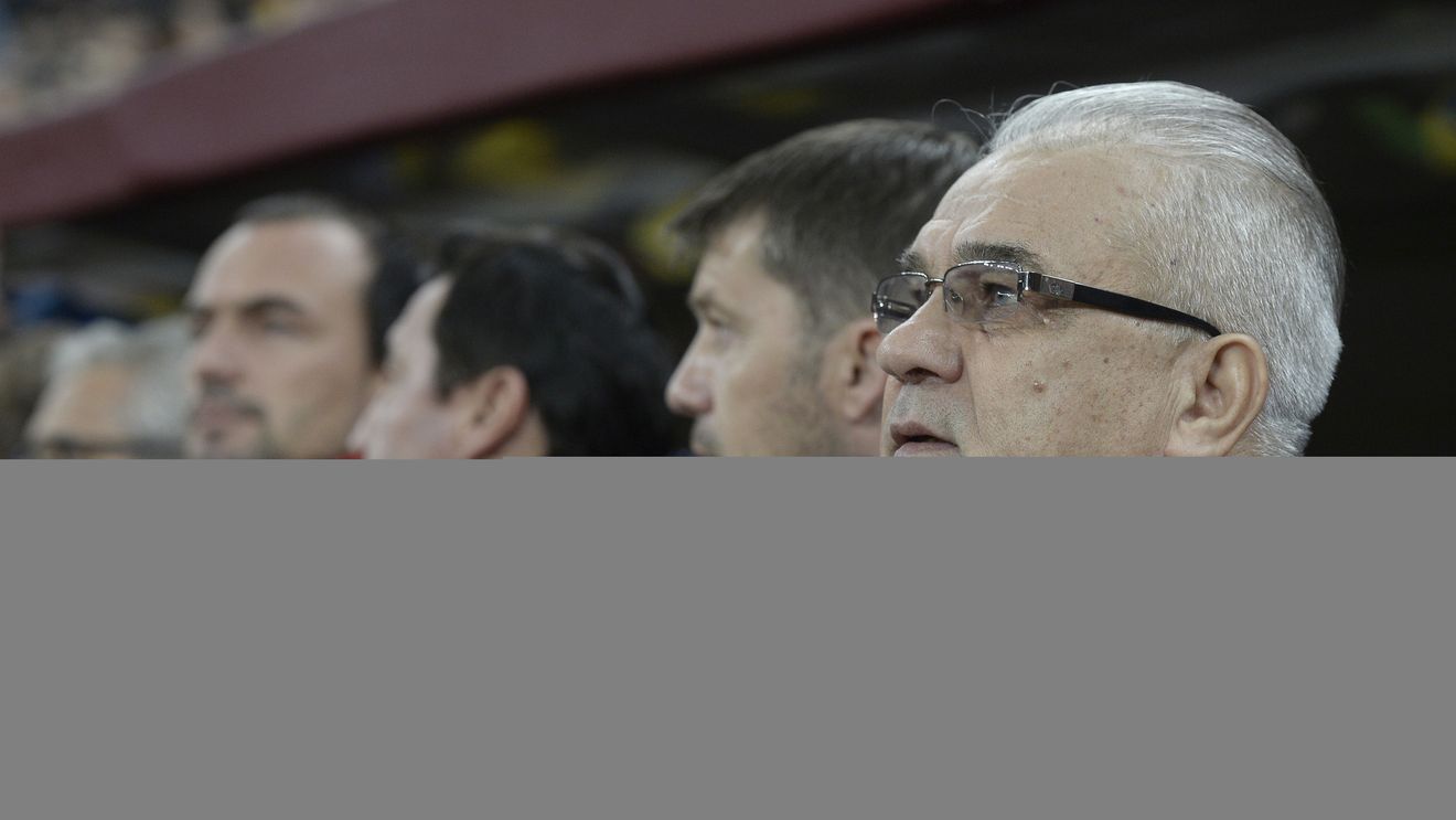 STUDIU | România, naționala care în 2015 a avut cel mai tânăr jucător din lume. Cum stăm la media de înălțime și care este situația adversarelor noastre de la EURO 2016