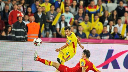 VIDEO | Romario Benzar, noua senzație a naționalei: "Ca microbist, nu concep ca România să nu ia șase puncte din această dublă!". Fundașul îi e dator "Regelui": "Dacă nu era Hagi, eu nu eram fotbalist!"