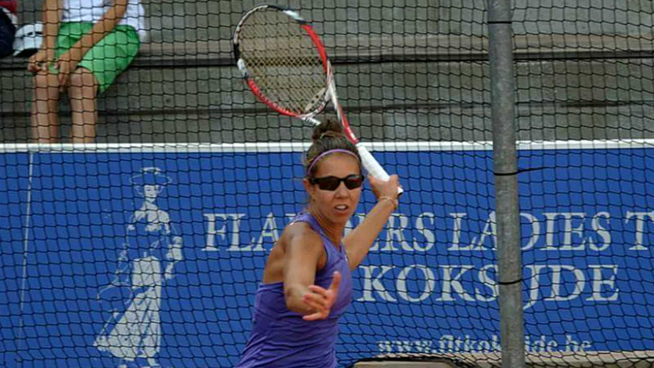 Mihaela Buzărnescu, învinsă după 11 partide. Singura româncă ajunsă în turul doi pe tabloul de calificare de la Wimbledon a părăsit competiția
