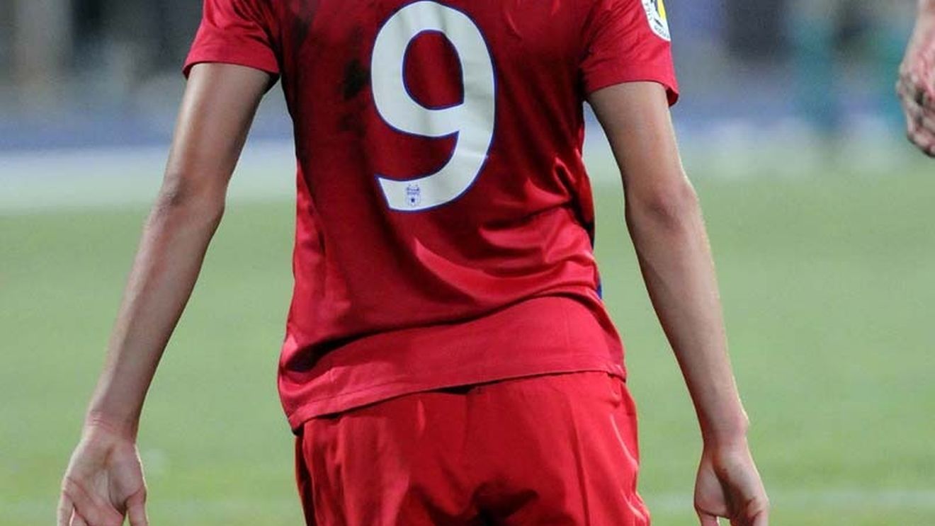 'Îngenuncheat' de colegi în vestiar, Mihai Costea și-ar putea lua ADIO de la Steaua!** SINGURUL lucru care îl face pe Gigi Becali să-l mai țină