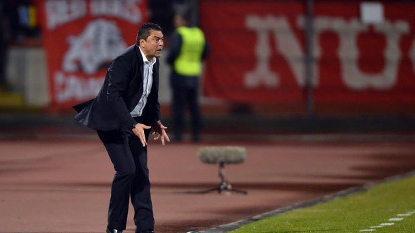 Ilie Stan, debusolat de rezultatul cu Dinamo: "Nu mai rezist, vă spun sincer!** E inadmisibil ce a făcut Paraschiv, acolo s-a pierdut jocul!"