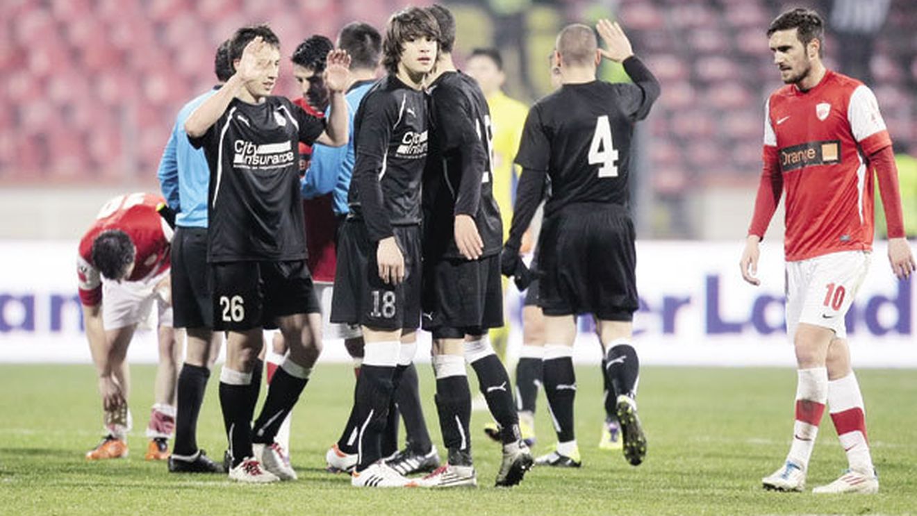 Făcea naveta ca să joace la Steaua, dar a fost ALUNGAT și a vrut să se lase de fotbal!** El este puștiul de 15 ani care i-a făcut pe "câini" să se simtă UMILIȚI