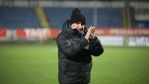 Impresarul care a avut cei mai mulți fotbaliști de la echipa lui Gică Hagi, dar care i-a pierdut când a intrat în închisoare, vorbește despre plecarea „Regelui” de la Farul!