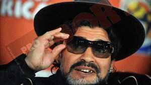 Maradona, "El cocalaro maximo" :)) Cele mai tari reacții ale cititorilor!