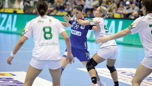 Oltchim, victorie uriașă!** Galacticele câștigă în Ungaria și devin favorite la calificarea în semifinale: Ferencvaros - Oltchim 23-30