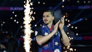 Tributul pentru "cel mai mare jucător din istoria clubului". O tribună de pe Parc des Princes va purta numele lui Zlatan Ibrahimovic