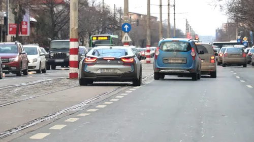 Imagini inedite cu Larisa Iordache în trafic! Ce super-bolid conduce frumoasa sportivă | FOTO EXCLUSIV