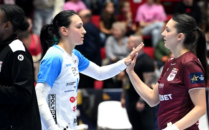 Reacții după ce Rapid București a fost zdrobită de CSM București în play-off-ul pentru sferturile Ligii Campionilor