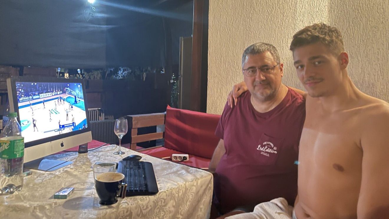 Alexandru Dedu își laudă fiul: „Călin este unul dintre cei mai buni pivoți din lume!" Sfat pentru președintele FRH, Constantin Din: „Continuați cu Xavier Pascual"