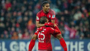 Cum l-a descoperit Lucescu pe Douglas Costa. Cuvinte superbe ale starului de la Bayern despre "perioada Șahtior"