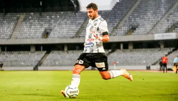 Bogdan Barbu, mijlocaș cu peste 100 de meciuri în Liga 2, a semnat în Liga 4. Lângă el poate ajunge și fundașul Denis Ispas