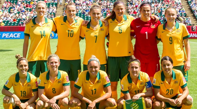 UMILITOR! Naționala feminină a Australiei a jucat un amical cu o echipă U15 de băieți, înainte de JO 2016. 