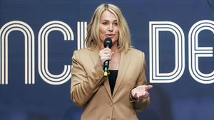 Nadia Comăneci a sunat-o pe văduva Mihaela Rădulescu. Gestul de om cu suflet al marii campioane, după moartea lui Felix Baumgartner