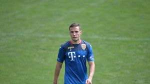 Presa din Belgia anunță că două cluburi importante din România vor să îl transfere pe Alex Chipciu + ce spune Mihai Stoica despre o posibilă revenire la FCSB a mijlocașului româ