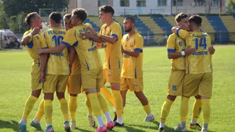 ”Dosarele X” pe echipamentul Flacărei Moreni: ”Nimeni nu știe cum a apărut logo-ul pe mijlocul tricourilor oficiale de joc.” Cine se ocupă acum de imaginea clubului
