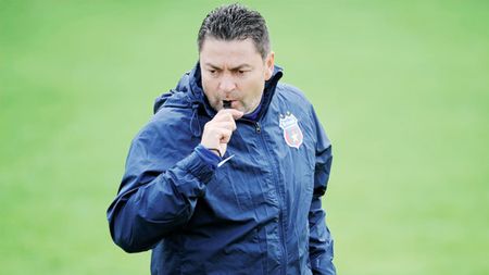 Săgeți către Ilie Stan!** Meme și Stoichiță se plâng de forma fizică a jucătorilor steliști