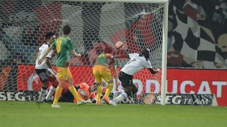 Așteaptă transferuri pentru atacarea titlului:** "E greu să văd Steaua așa sus! Și de Crăciun mi-e greu s-o văd în vârful pomului" :)