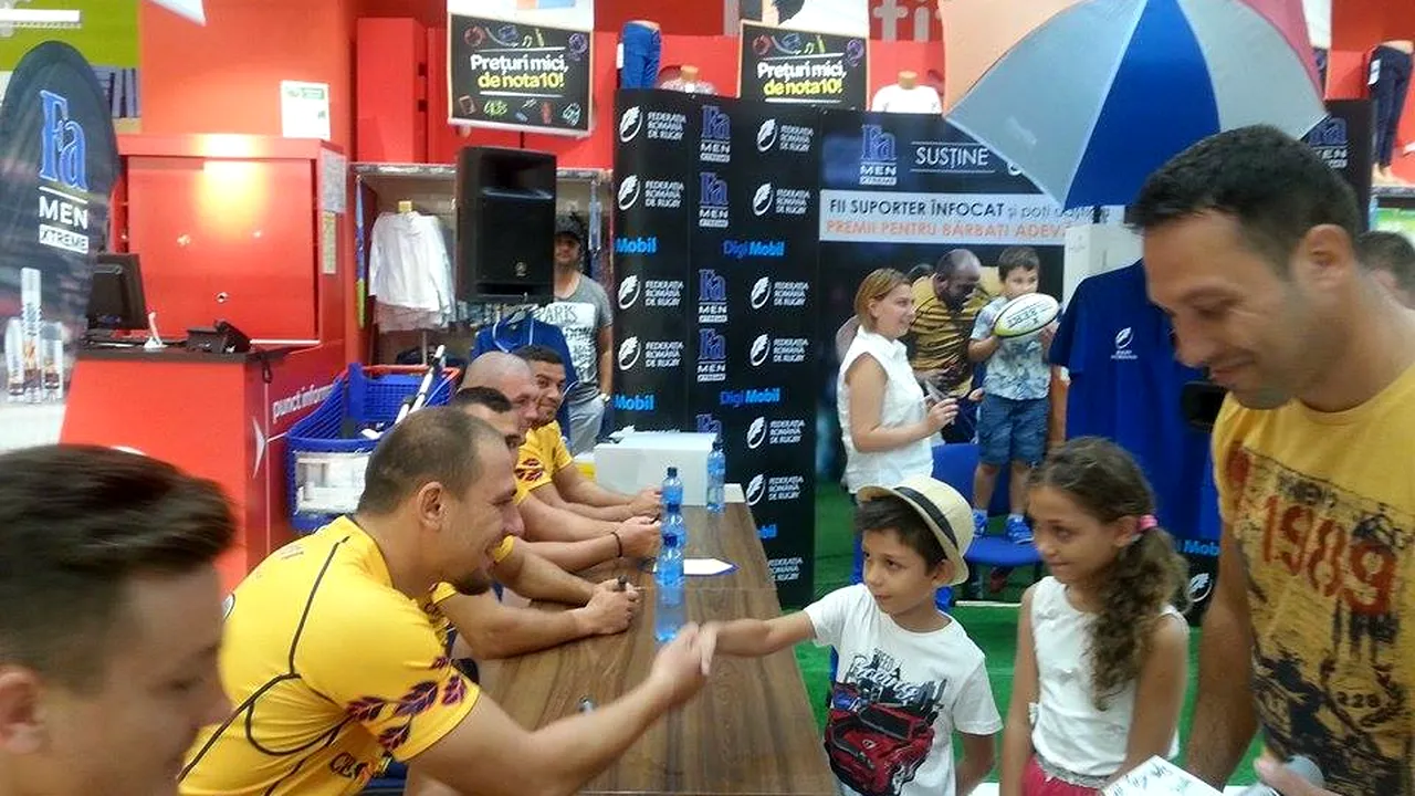 FOTO | Jucătorii naționalei de rugby și-au întâlnit fanii în Mall: 