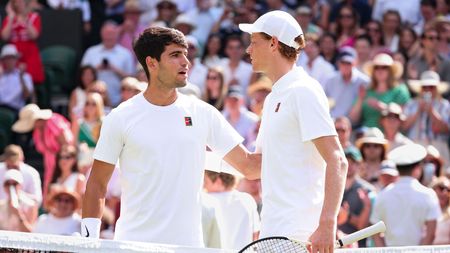 „Sunt pregătit!”. Carlos Alcaraz l-a elogiat pe Jannik Sinner, dar l-a avertizat pe italian înainte de finala de la Cincinnati