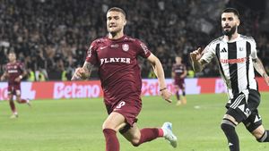 Celebrul jurnalist italian Gianluca Di Marzio a scris despre transferul lui Daniel Bîrligea în Serie A. Pe lista cui se află atacantul lui CFR Cluj