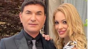 Gestul surprinzător făcut de Cristi Borcea la petrecerea anului! Cum a reacționat atunci când a văzut cine este „vecina” Valentinei Pelinel