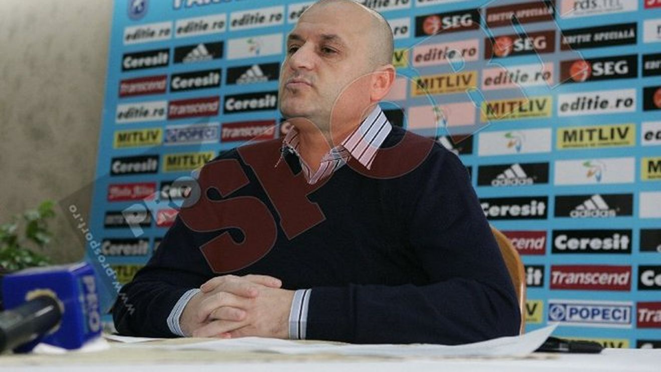 "Am fost de acord ca Ionescu să meargă la Poli Iași, **dar el m-a dezamăgit crunt"