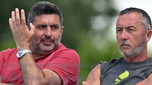 „Marius Baciu renunță la FCSB!”. A văzut pe ecrane anunțul și l-a sunat direct pe Mihai Stoica