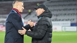 Daniel Pancu a anunțat transferurile pe care CFR Cluj le pregătește! Plecări și sosiri, echipa din Gruia se schimbă radical!