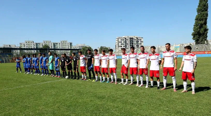 Miercuri ratase calificarea în Play-off-ul Cupei României cu CSM Târgu Jiu, sâmbătă a debutat la CS Dinamo, în Liga 2, și a devenit cel mai în vârstă jucător din lotul lui Ionuț Chirilă. ”Am oportunitatea să îmbrăc tricoul echipei mele de suflet”