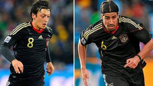 Piața germană a devenit 'specială'! Real Madrid, aproape de a-i transfera pe Ozil și Khedira