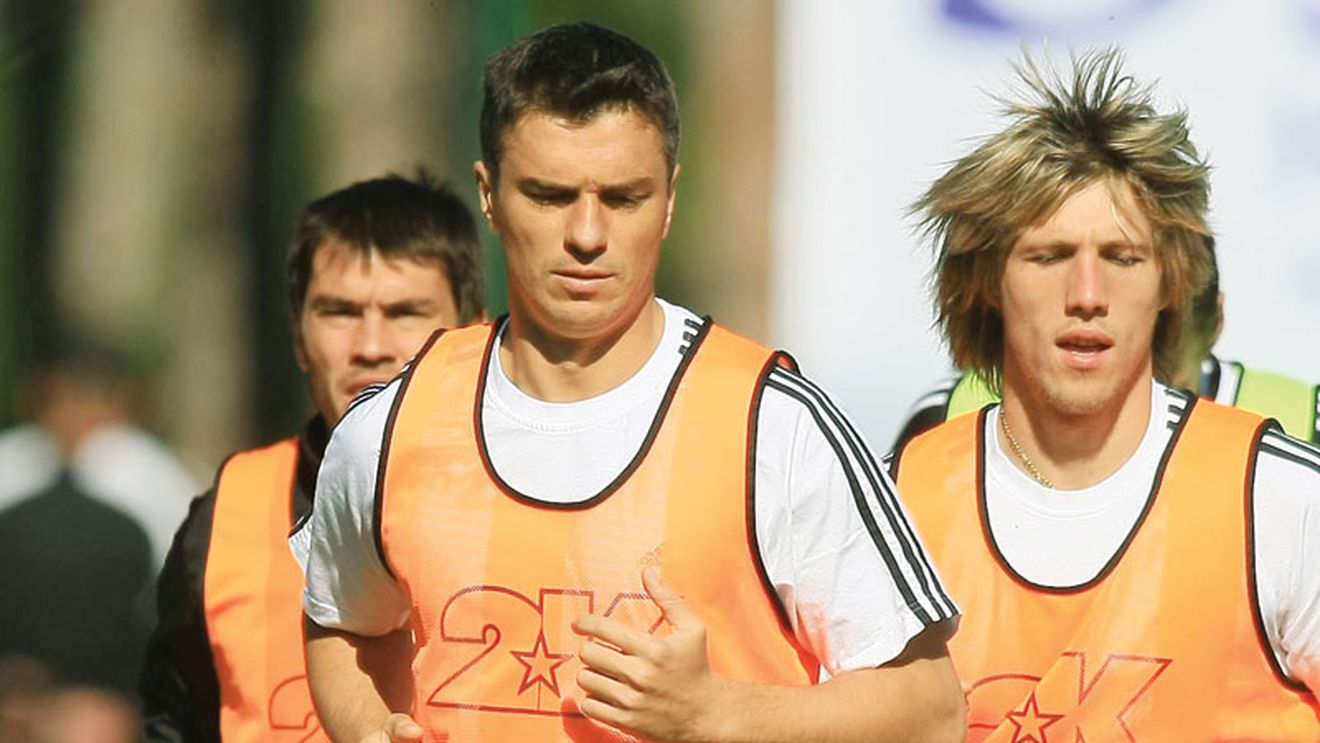 „Străinii sunt slabi. Aveți încredere în români!"