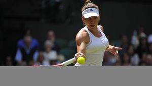 Simona Halep rămâne pe locul 3 mondial și după Wimbledon. Jucătoarele care îi amenințau poziția, Wozniacki și Safarova, au fost eliminate în optimi