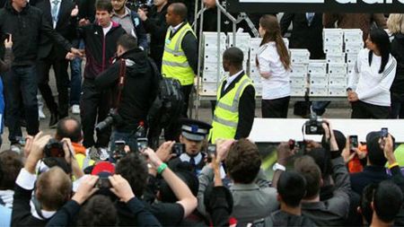 VIDEO** Messi, "prins" de fani! Starul argentinian a provocat isterie la Londra!