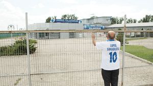 "Lupul Singuratic" nu mai plânge după Unirea!** Unde s-a "transferat" înfocatul suporter