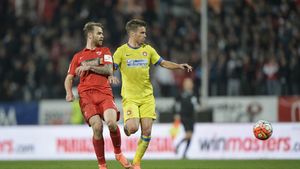 Bicfalvi putea ajunge la o altă echipă din Liga 1: "L-am vrut în iarnă, dar aștepta oferte din afara țării!" Ce club de play-off l-a dorit