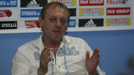 "O să antrenez din vară"