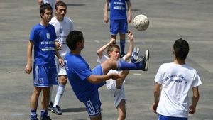 Universitatea Craiova se antrenează cu elevi