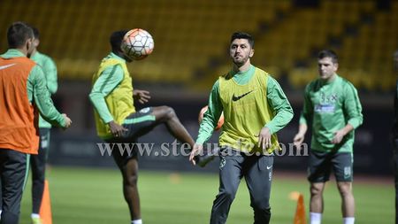 Marica s-a antrenat pentru prima dată sub comanda lui Reghecampf. Alte vești bune pentru Steaua: Varela și Chipciu s-au pregătit și ei cu echipa