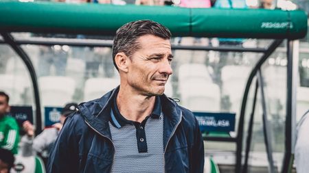 Continuă umilințele pentru antrenorii români! După Laurențiu Reghecampf, a venit rândul lui Costel Gâlcă! Proporțiile dezastrului sunt chiar și mai mari