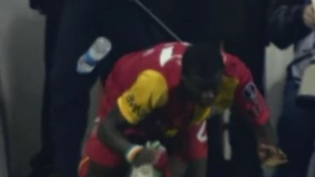 VIDEO** Bombardament în direct! Eboue, star în "cazul Bricheta", la primul derby disputat de fostul "tunar" în Turcia