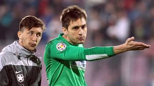 Înghesuială la ușa lui Tătărușanu. Chiodi: "Are cinci oferte pe masă, va alege ce vrea"