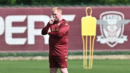 Răzvan Lucescu îl avertizează pe Neil Lennon că poate avea viață grea la Rapid: „Suporterii sunt severi!”. VIDEO